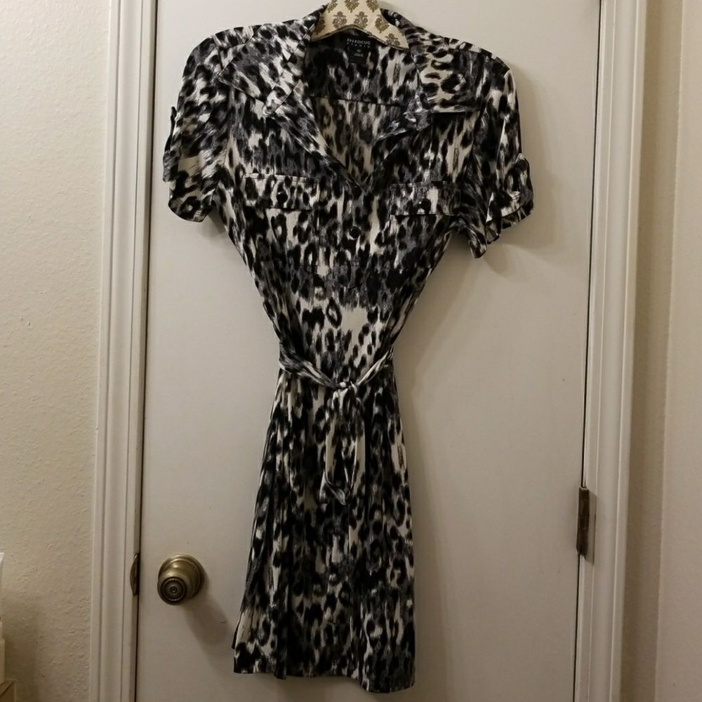 Enfovus Studio Dress